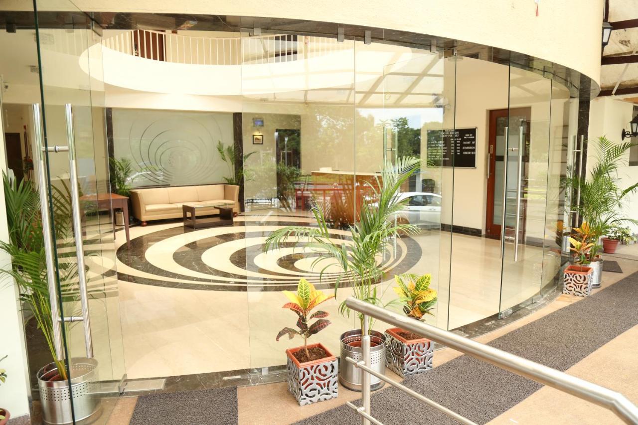 Vits Lonavala Hotel Exterior photo